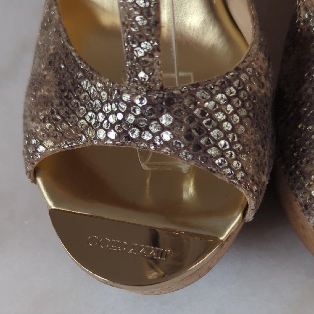 Jimmy Choo Metallic Leather T-Strap Sandals Size 8 - Picture 10 of 14